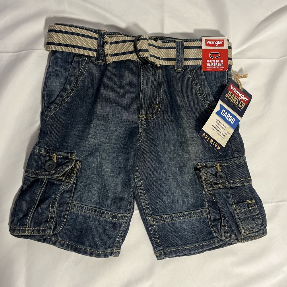 Wrangler Premium Blue Cargo Shorts with Striped Belt